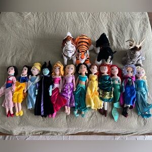 Disney Store 18"- 20” Plush Princess Lot of  16
